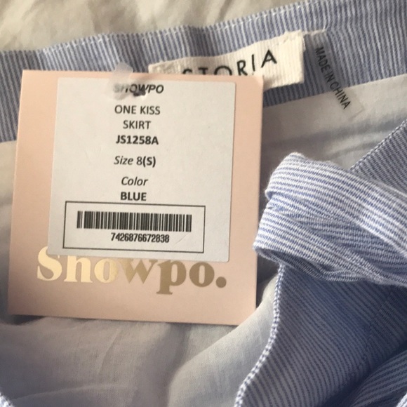 NEW SHOWPO ONE KISS SKIRT - Picture 5 of 5